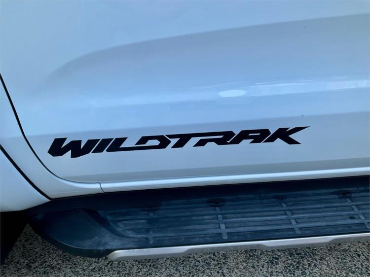 2017 wildtrak white finance done easy10.jpg